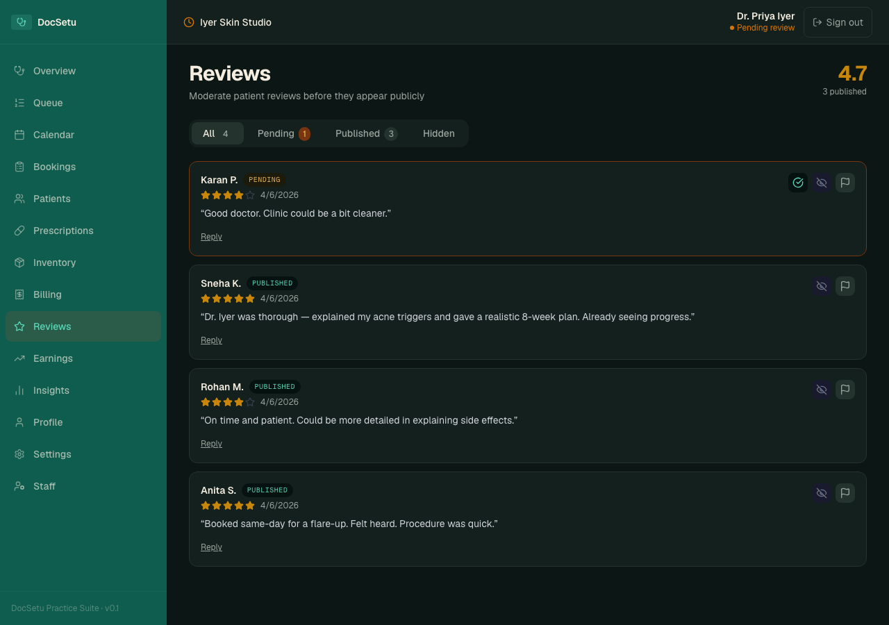 Reviews moderation with tabs and aggregate rating